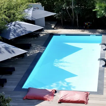 The Address Cassis-2